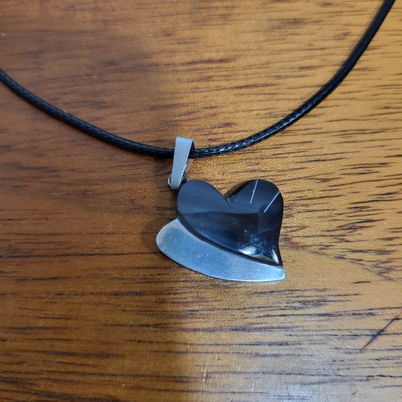 Vintage Carved Smokey Black with Applied Inlayed Silver Tone Metal Heart Pendant - Picture 2 of 16